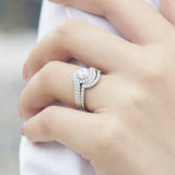 1.50 Carat Lab Grown Round Diamond Bridal Engagement Ring Set