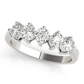 0.75ct Lab-Grown Round Diamond 5-Stone Modern Shared Prong Setting Diamond Ring, DE Color VVS Clarity