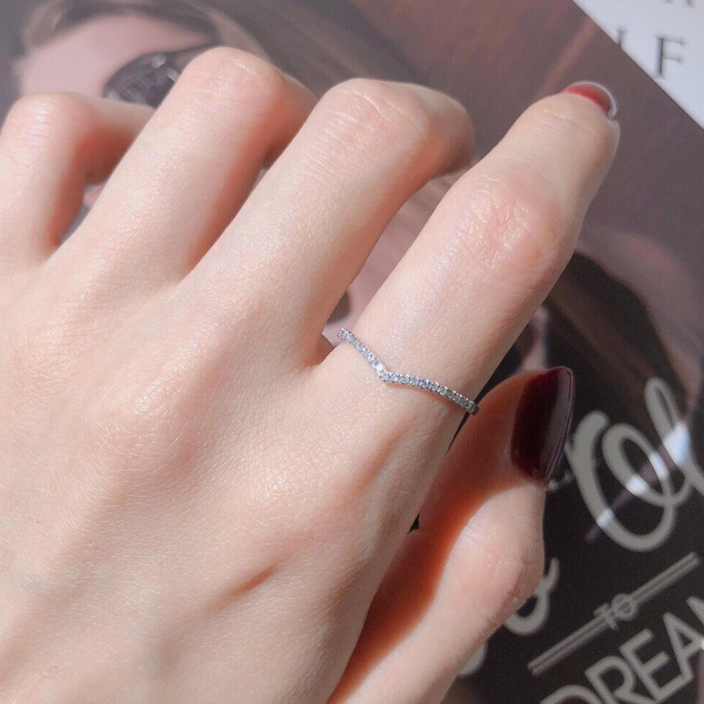 Round cut diamond contour band, Prong set diamond wave ring