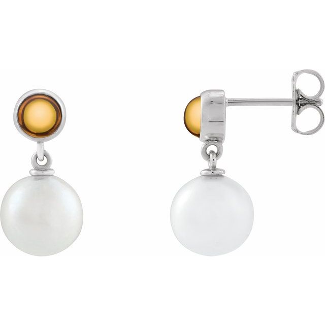 Freshwater Pearl Stud Earrings in Gold and Platinum