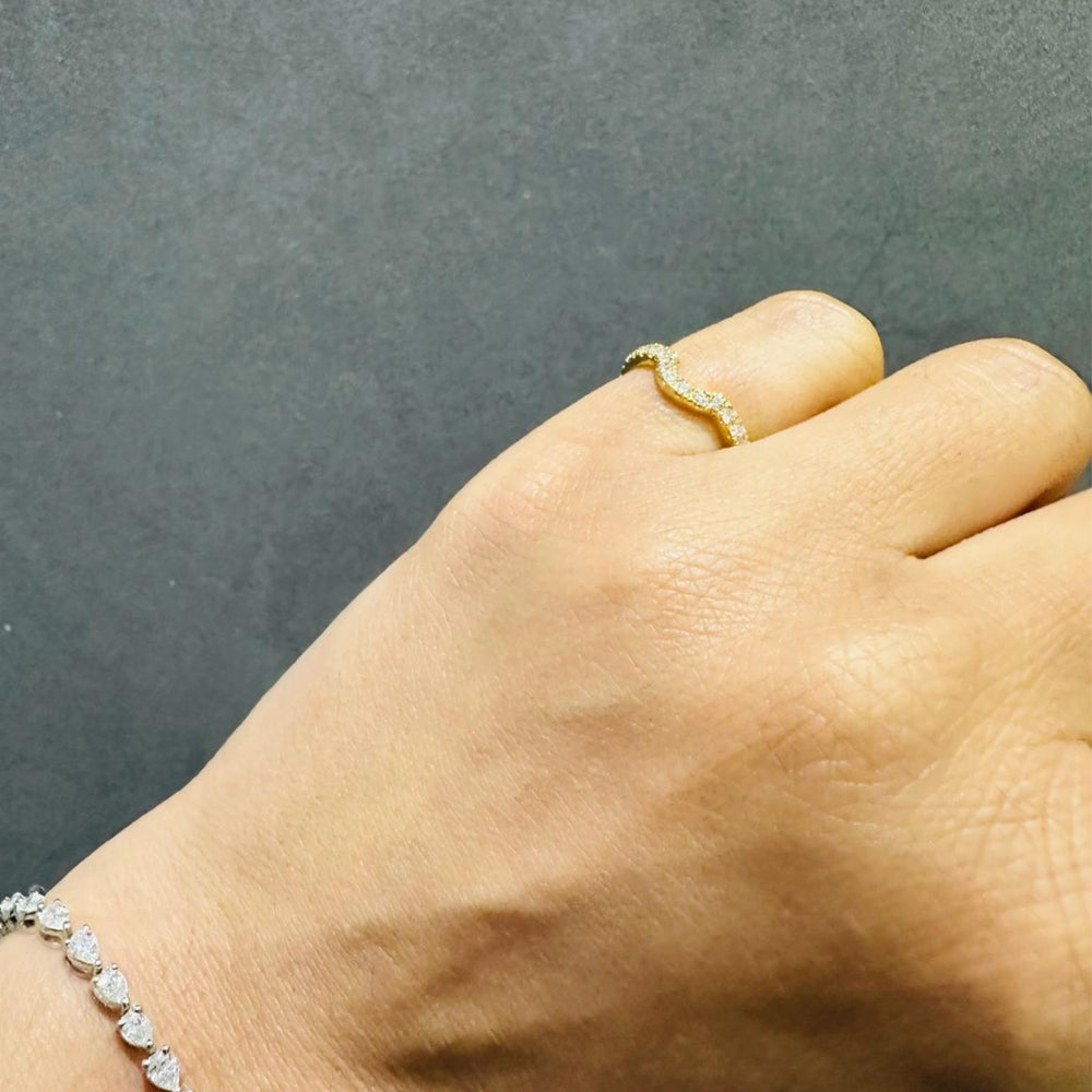 round diamond stacking wedding band