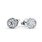 Boucles d'oreilles solitaire en or blanc, serties clos de diamants de laboratoire de 0,30 ct