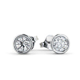 Boucles d'oreilles solitaire en or blanc, serties clos de diamants de laboratoire de 0,30 ct