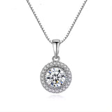 Collier pendentif solitaire en or avec diamant rond de laboratoire de 0,50 carat serti d'un halo