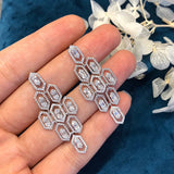 Boucles d'oreilles puces en or blanc 18 carats Aazuo, serties de véritables diamants (1,20 ct), idéales pour un mariage ou une soirée. Au750
