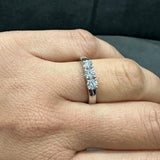 Bague de fiançailles trois diamants de laboratoire en argent sterling 925