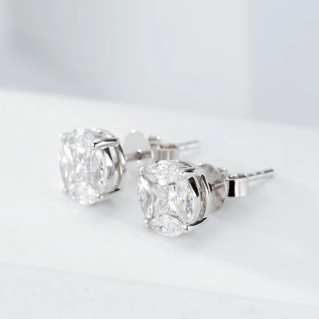 0.75Ct Natural Round Diamond Studs Earrings in White Gold