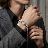 Tennisarmband mit rundem, im Brillantschliff geschliffenem, im Labor gezüchtetem Diamanten in Krappenfassung aus Gold und Platin