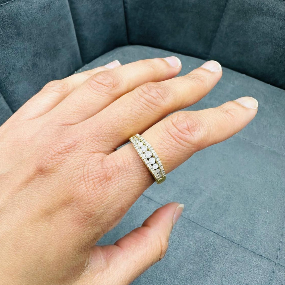 designer diamond ring round diamond ring