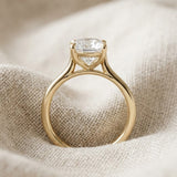 Oval 3.00ct Lab Diamond Engagement Ring G/VS1 Set in 18K Yellow Gold