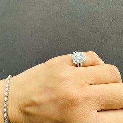 luxury engagement ring