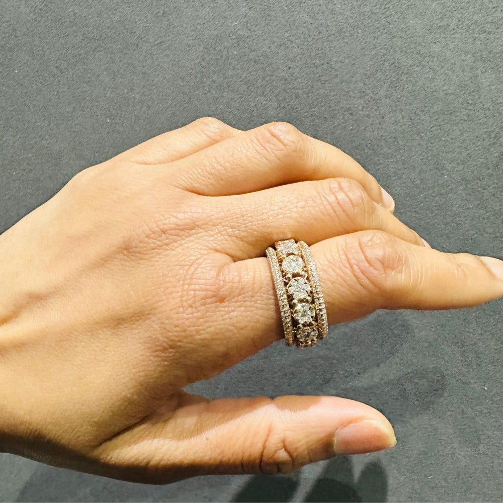 round cut natural diamond pave ring