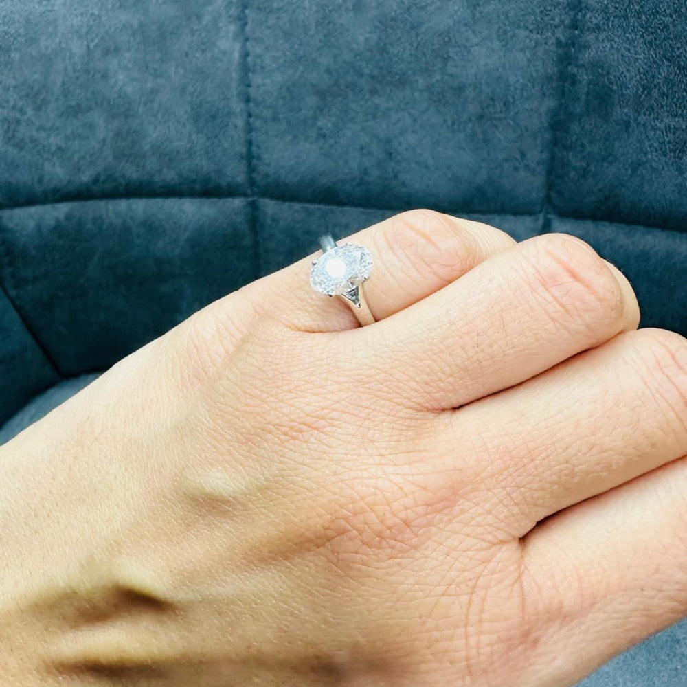 lab grown diamond ring prong set diamond ring