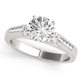 Lab Grown Round Cut Diamond Engagement Ring