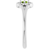 Round Peridot Youth Ring in Gold
