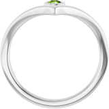 Round Peridot Solitaire Ring in White Gold
