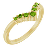 Round Peridot Accented Ring in Yellow Gold
