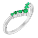 Round Emerald Accented Ring in Platinum