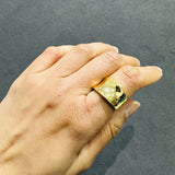 mens solid gold wedding ring