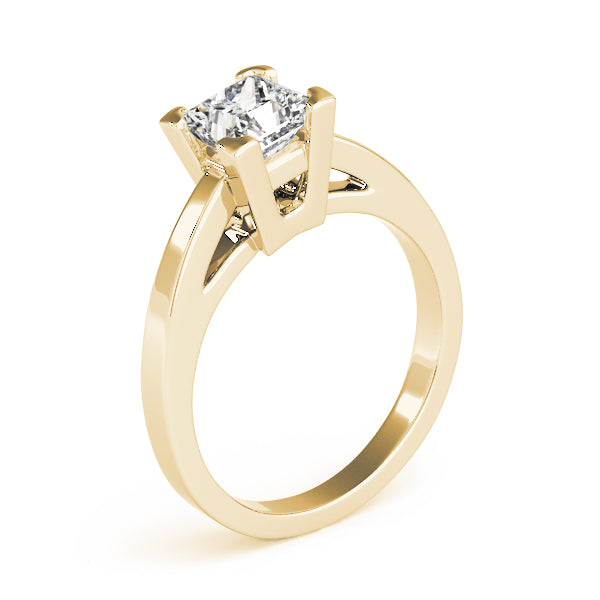 Princess Cut Diamond Solitaire V-Split Engagement Ring.