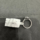 Verlobungsring mit Halo-Fassung und einem 1,00 Karat schweren, im Labor gezüchteten Diamanten im Solitär-Design aus 9-karätigem Weißgold