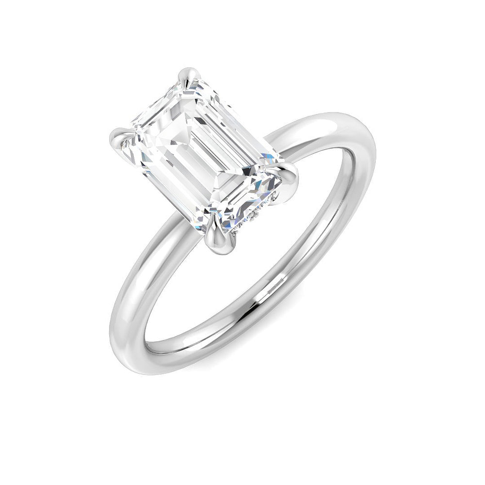 Emerald Cut Natural & Lab Grown Diamond Solitaire Rin