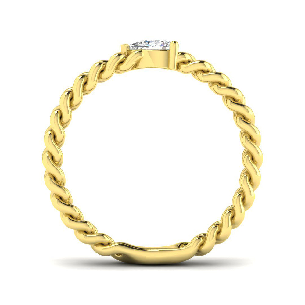 Elegant chain design with pear-shaped diamond solitaire ring set in 18K yellow gold