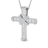 Pendentif croix en or ou platine, serti de diamants taille baguette et ronds (0,40 à 0,60 ct).