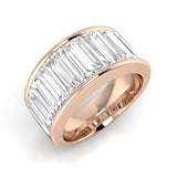 Halb-Ewigkeitsring mit 1,50-3,00 ct im Labor gezüchtetem D/VVS Baguette-Diamanten im Kanalfassung.