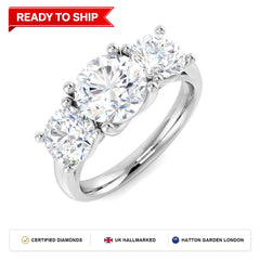 Lab grown diamond earring