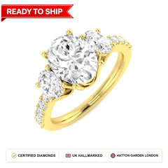 Lab grown diamond earring
