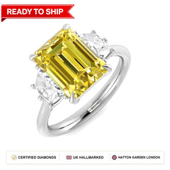 Lab grown diamond earring