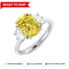 Lab grown diamond earring