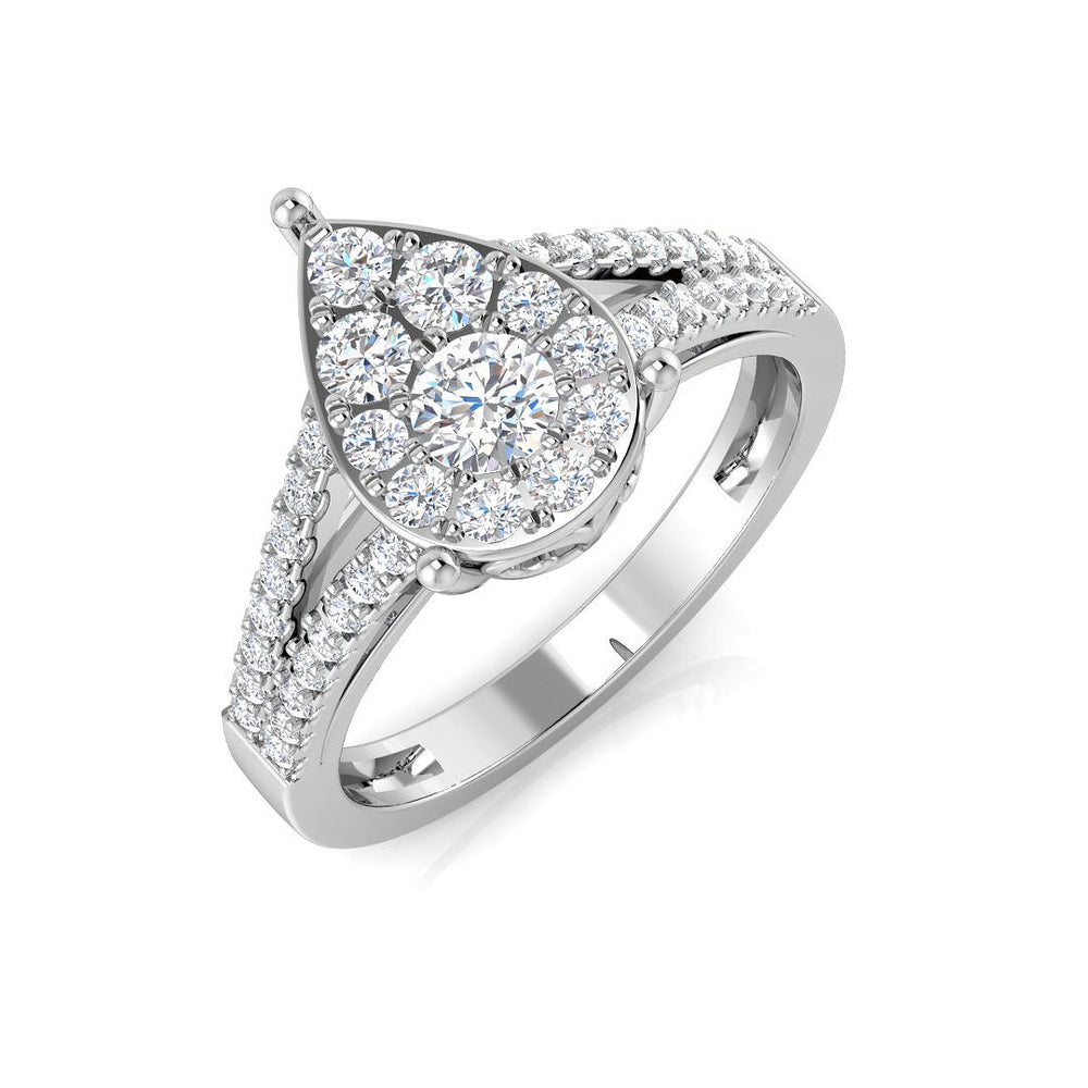 Diamond cluster ring in white gold with pavé diamond shoulders