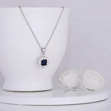 Saphir-Diamant-Anhänger in Gold (mit Kette)