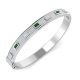 Bracelet de tennis de luxe en or et platine, serti de diamants ronds.