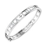 Bracelet de tennis de luxe en or et platine, serti de diamants ronds.
