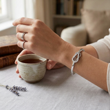 Clover Diamant-Kettenarmband mit Lünetten- und Pavé-Fassung aus Naturdiamanten in Platin