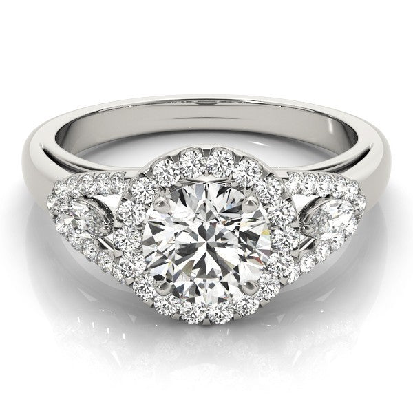 Lab Grown Round Cut Diamond Halo Engagement Ring