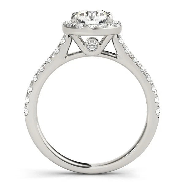 Lab Grown Round Cut Diamond Halo Engagement Ring