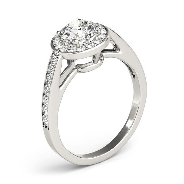 Lab Grown Round Diamond Halo Engagement Ring