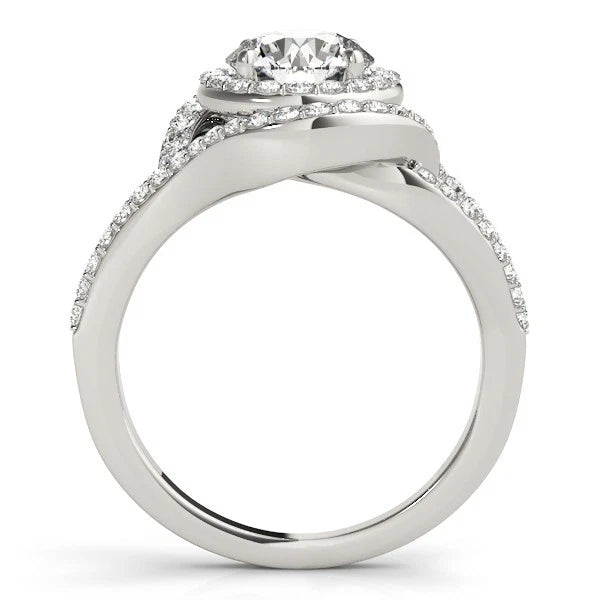 Lab Grown Round Cut Diamond Halo Engagement Ring