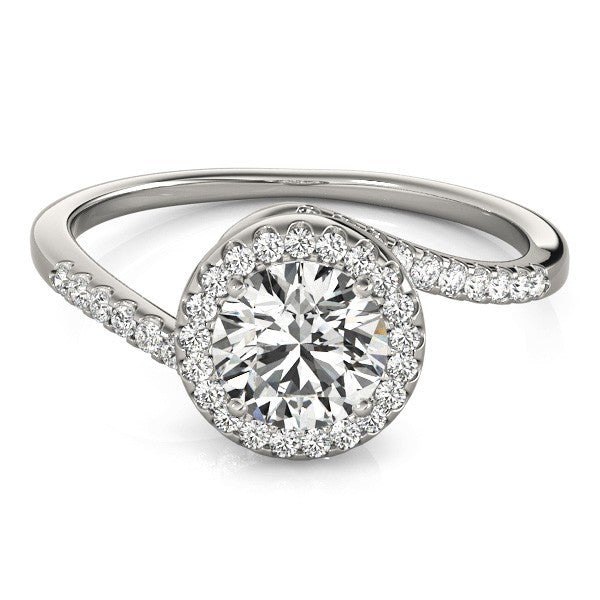Lab Grown Round Diamond Halo Engagement Ring