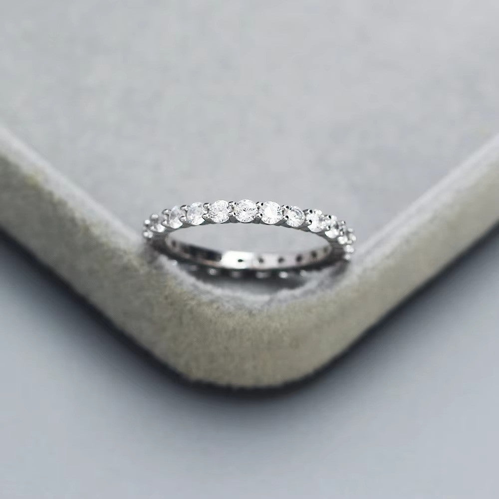 D-E/VVS 1 Ct Lab Grown Round Cut Diamond Claw set Full Eternity Ring White Gold
