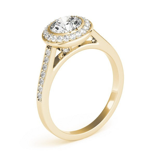 Lab Grown Round Cut Diamond Halo Engagement Ring