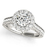 Lab Grown Round Diamond Halo Engagement Ring