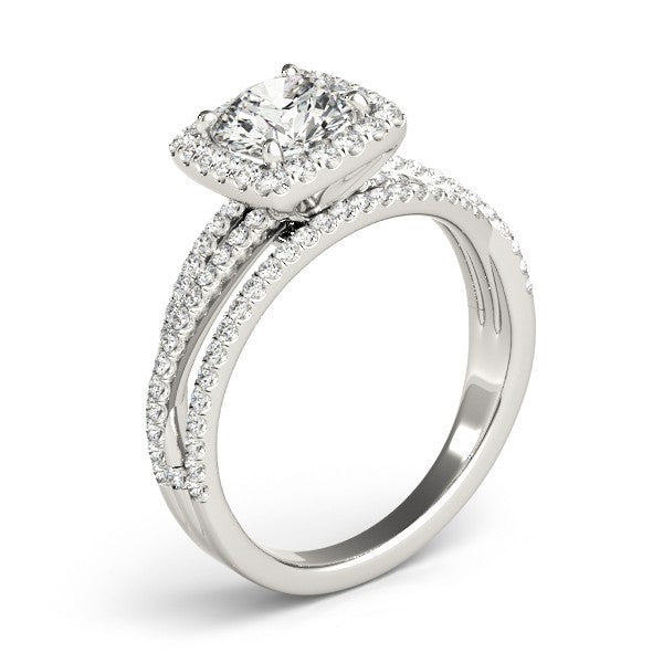 Lab Grown Round Diamond Halo Engagement Ring