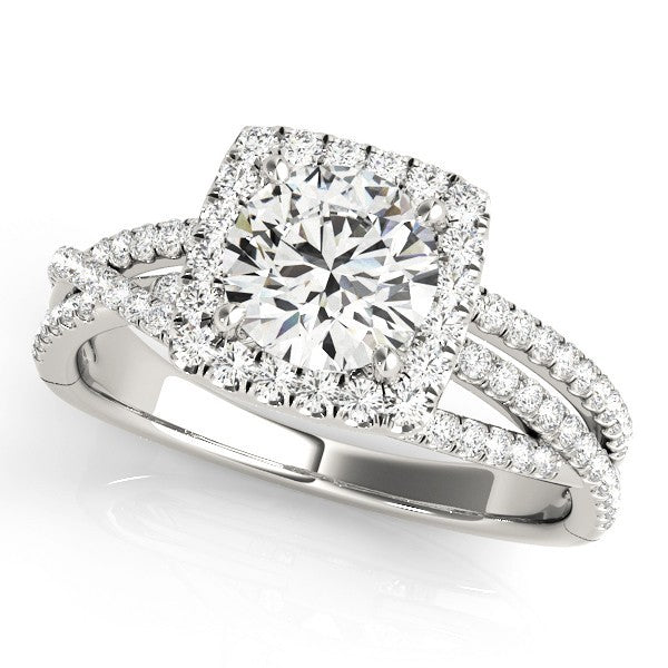 Lab Grown Round Diamond Halo Engagement Ring