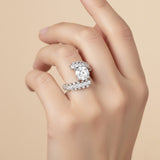 Cluster Diamond Engagement Ring with Round Centre in White Gold