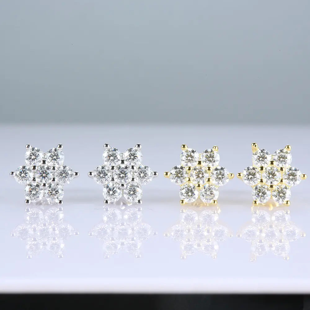 0.30 Carat Natural Round Diamond Cluster Stud Earring